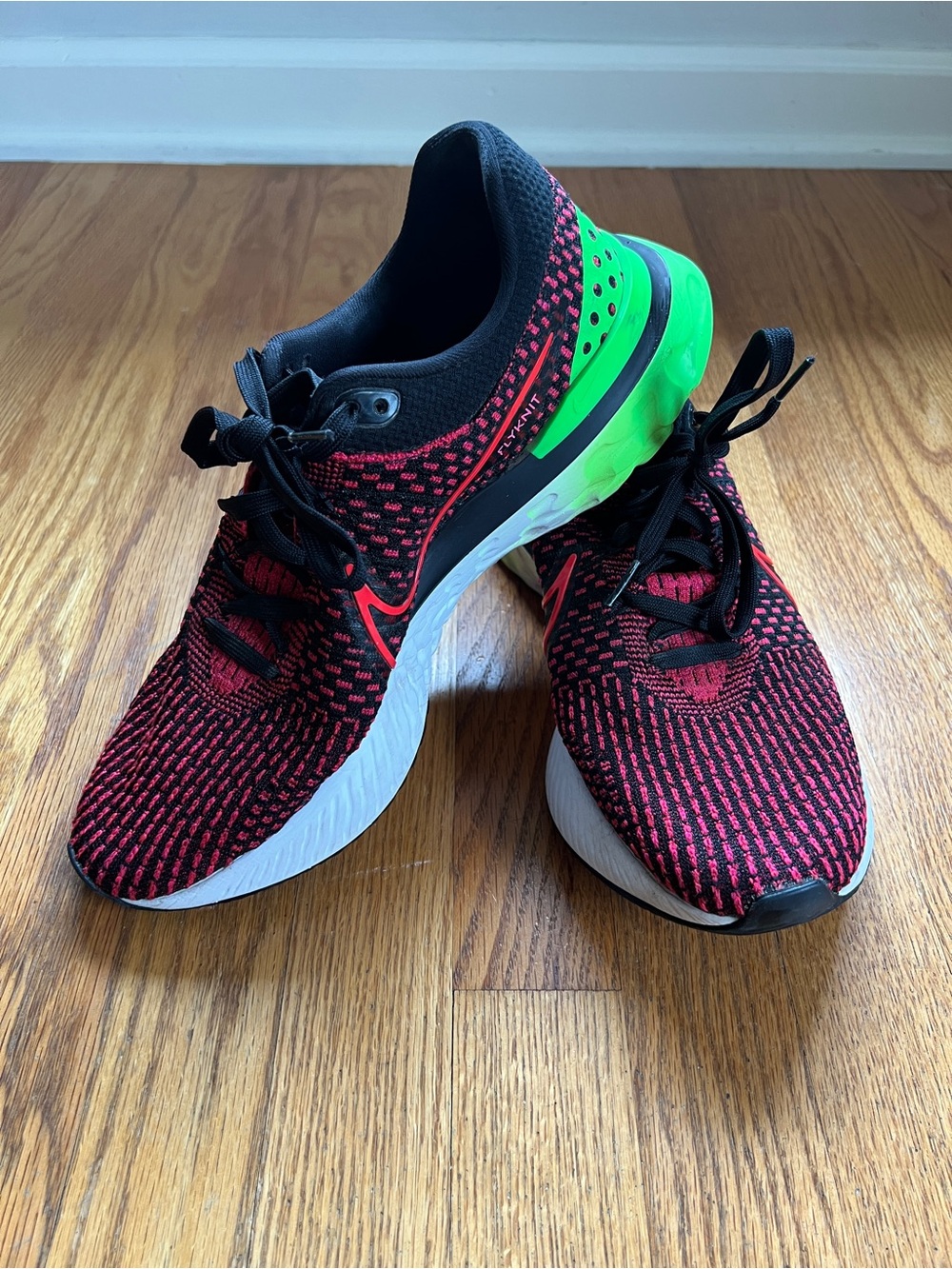 Men’s Nike React Infinity Run Flyknit 3 Siren Red / Green Strike, Size 10.5